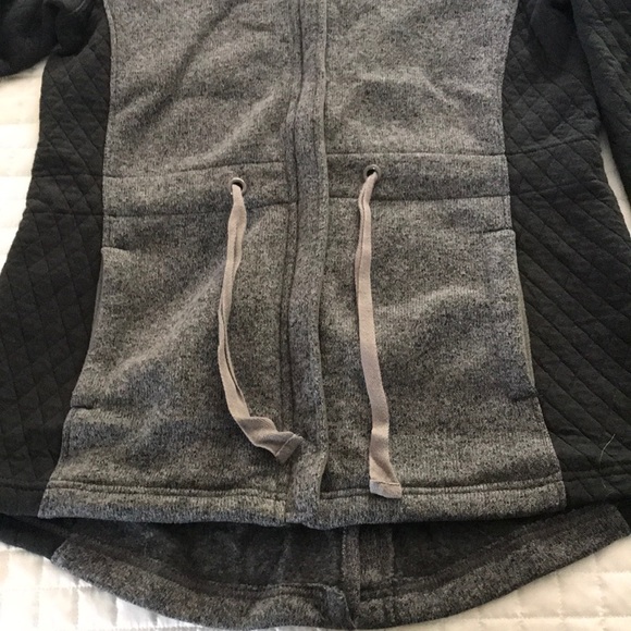Magellan zip up sweatshirt/jacket - Picture 2 of 4